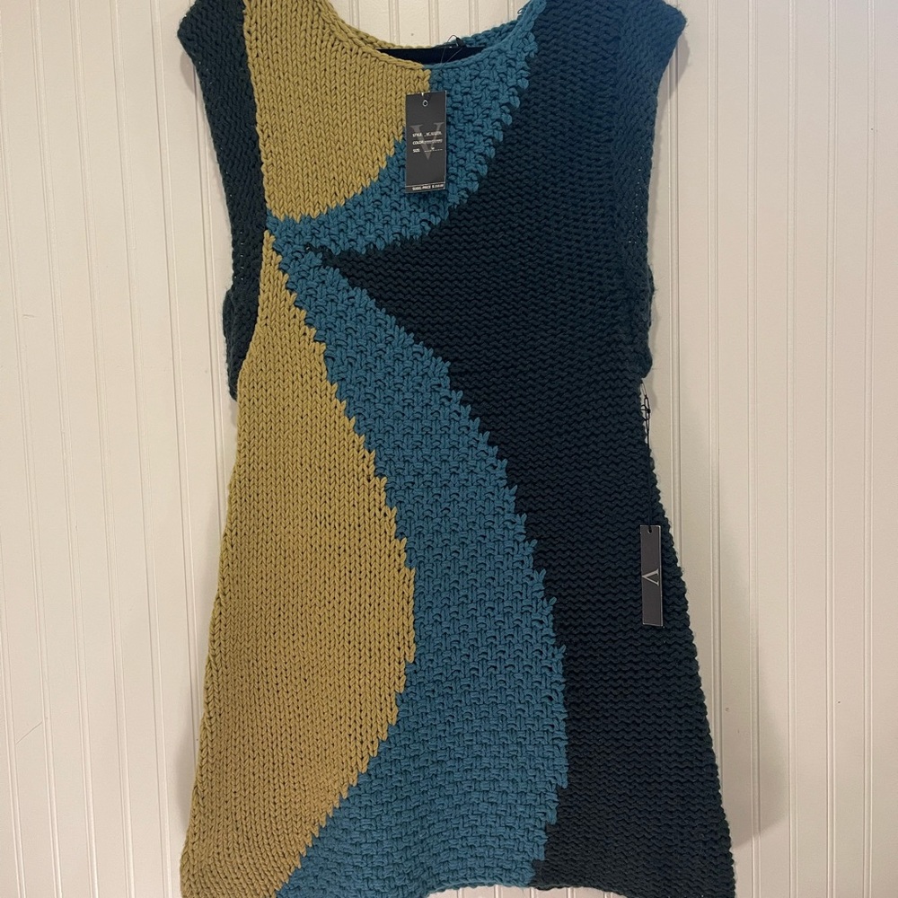 VERTIGO Knit Dress in Peridot Combo - NWT